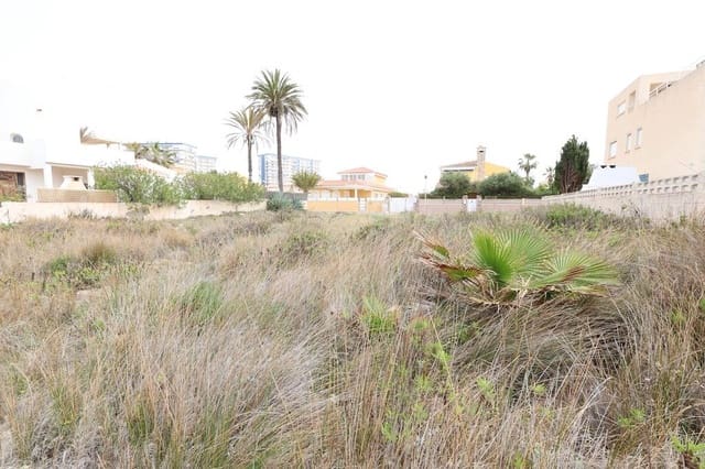 Tontti myytävänä paikassa La Manga del Mar Menor - 499 000 € (Ref: 9463942)