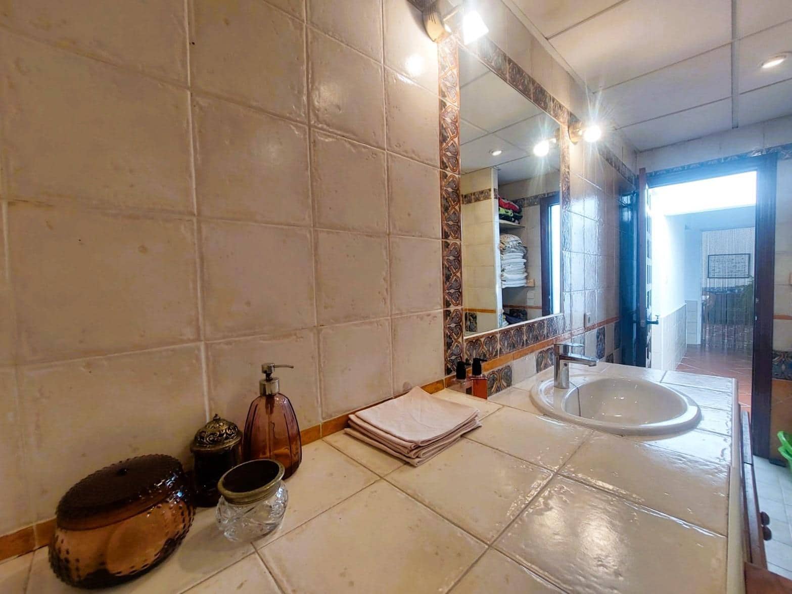 5 bedroom Finca/Country House for sale in La Marina with garage - € 570,000 (Ref: 9463944)