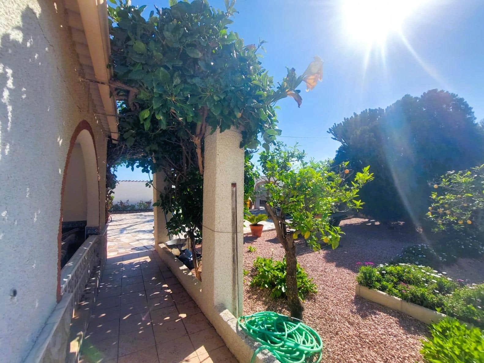 5 bedroom Finca/Country House for sale in La Marina with garage - € 570,000 (Ref: 9463944)