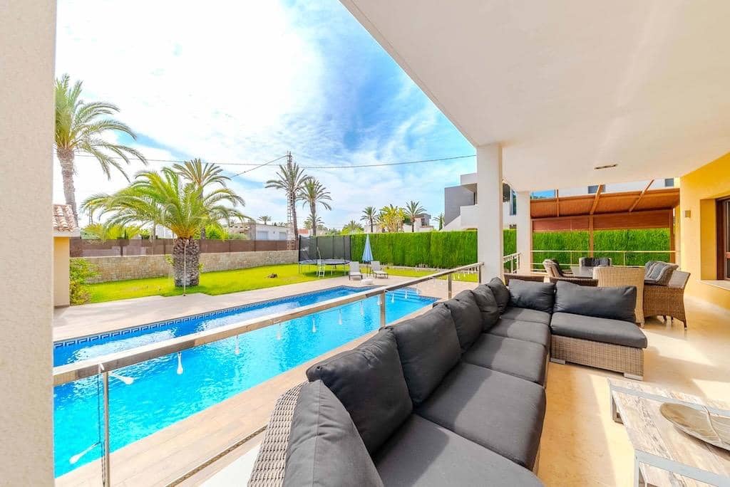 5 sovrum Villa till salu i Cabo Roig med pool - 1 995 000 € (Ref: 9463952)