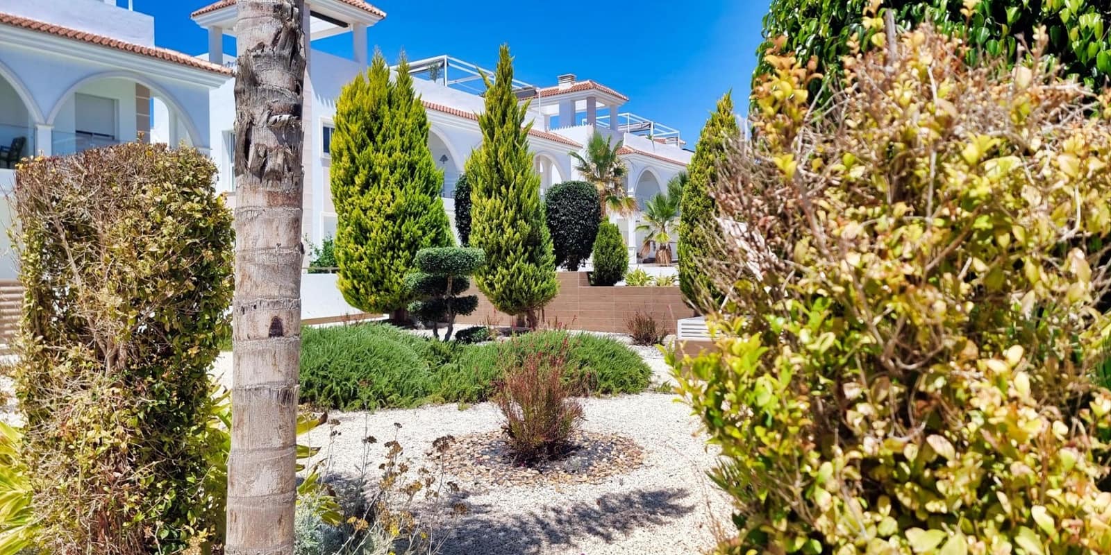 2 bedroom Bungalow for sale in Dona Pepa with pool - € 324,900 (Ref: 9463961)