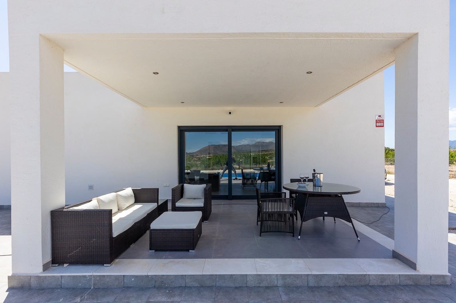 3 bedroom Villa for sale in Macisvenda with pool - € 369,000 (Ref: 9463962)