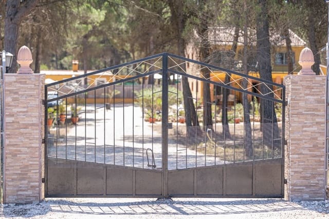 11 Zimmer Finca/Landgut zu verkaufen in Bocairent mit Pool - 399.950 € (Ref: 9463963)