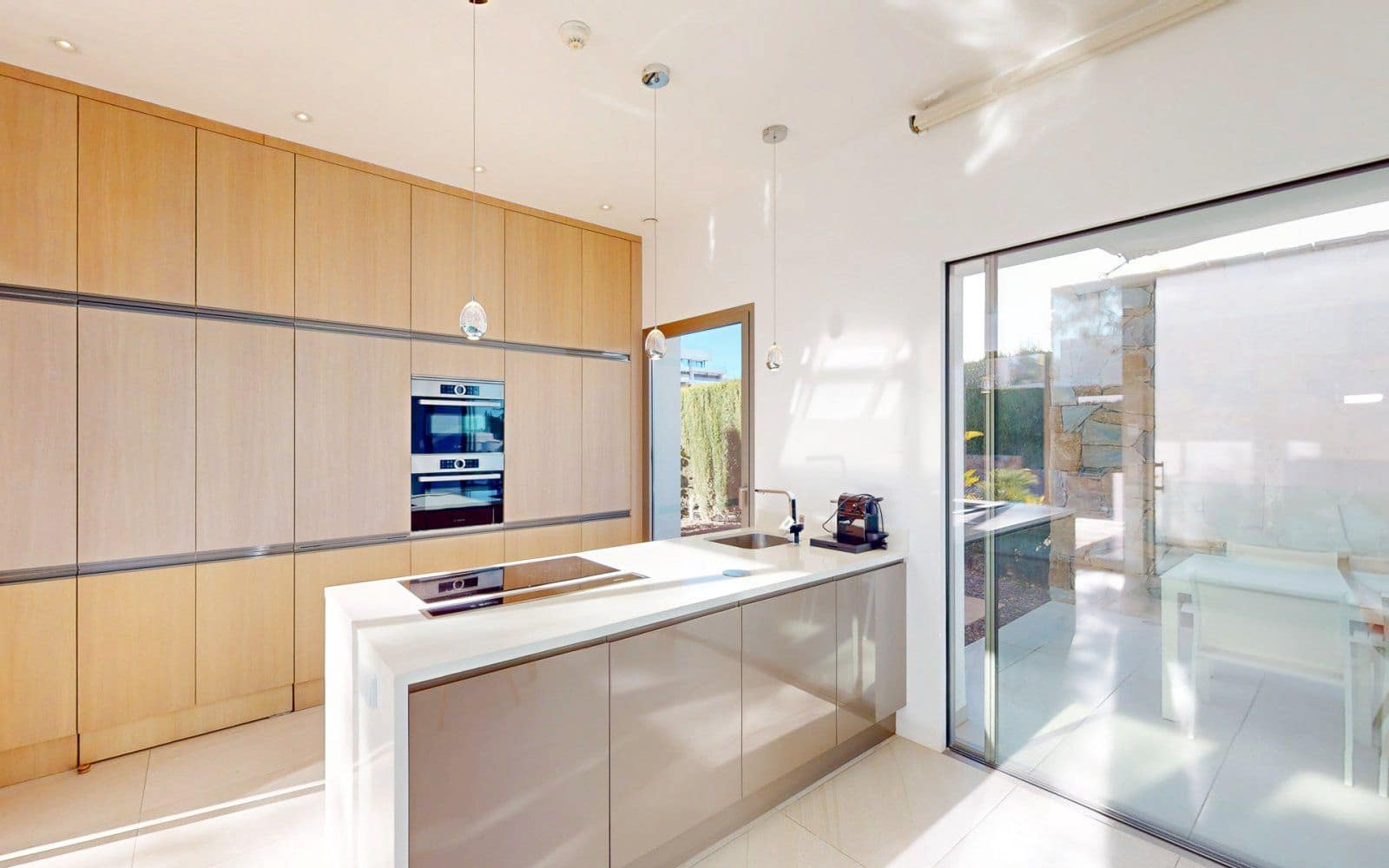 3 soverom Villa til salgs i Las Colinas Golf med svømmebasseng garasje - € 950 000 (Ref: 9463964)