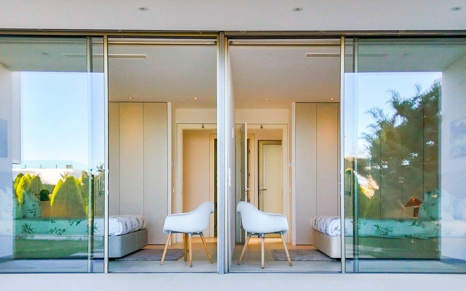 3 soverom Villa til salgs i Las Colinas Golf med svømmebasseng garasje - € 950 000 (Ref: 9463964)