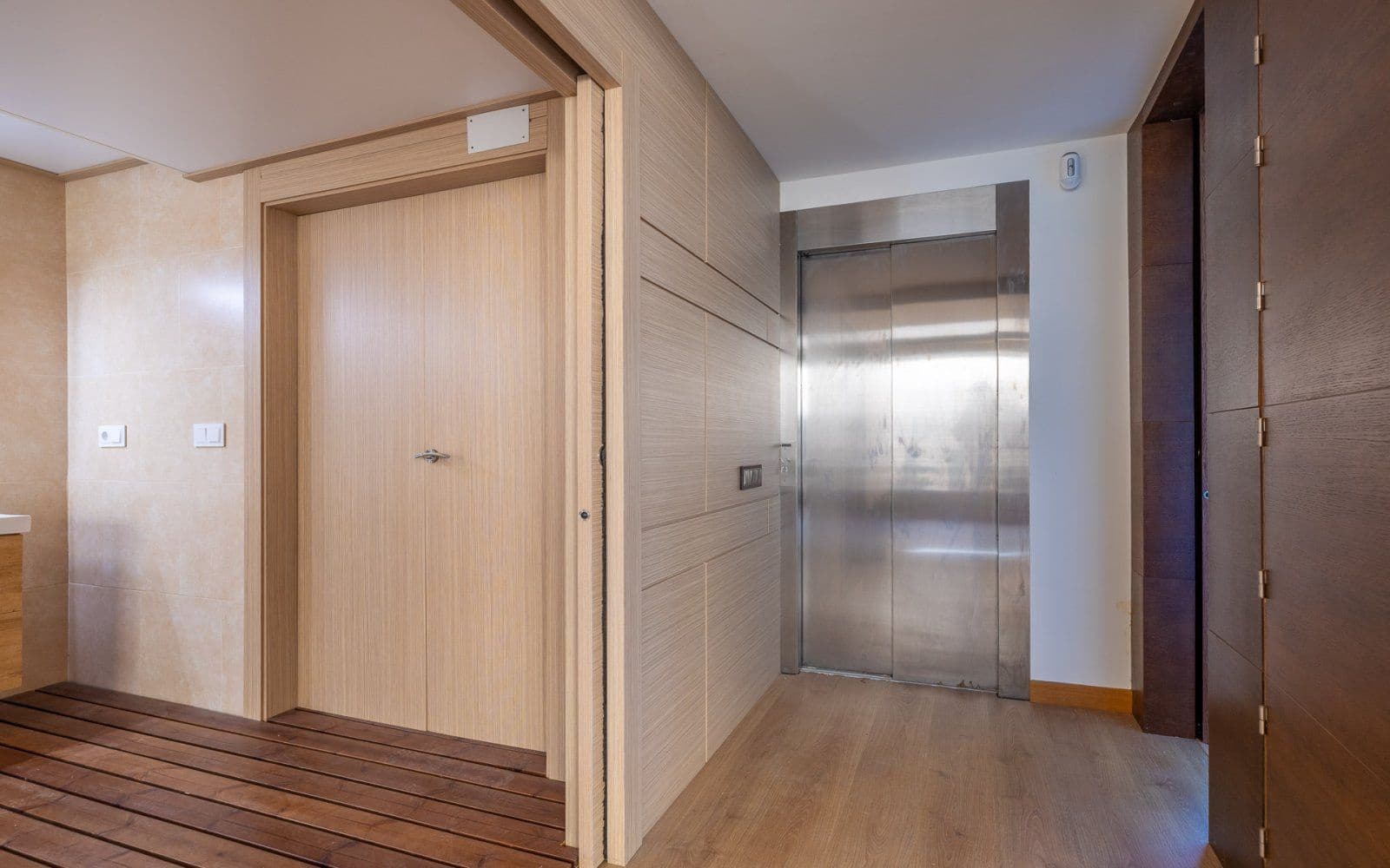 2 chambre Villa/Maison à vendre à La Zenia avec piscine garage - 1 100 000 € (Ref: 9463965)