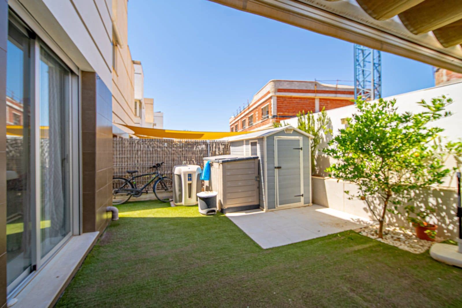 3 soverom Villa til salgs i Orihuela Costa med svømmebasseng garasje - € 389 000 (Ref: 9463972)