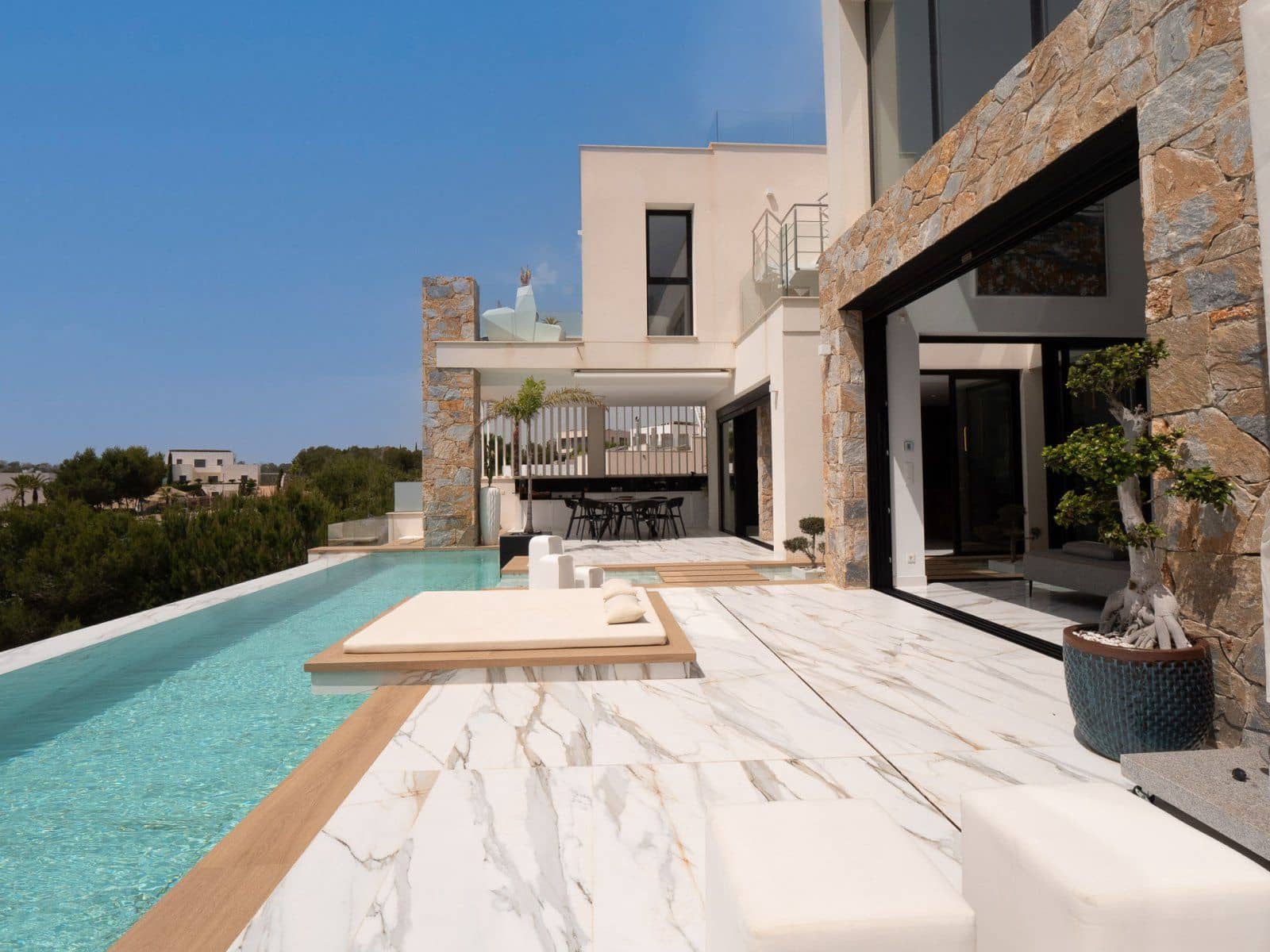 4 soverom Villa til salgs i Las Colinas Golf med svømmebasseng garasje - € 2 880 000 (Ref: 9463975)