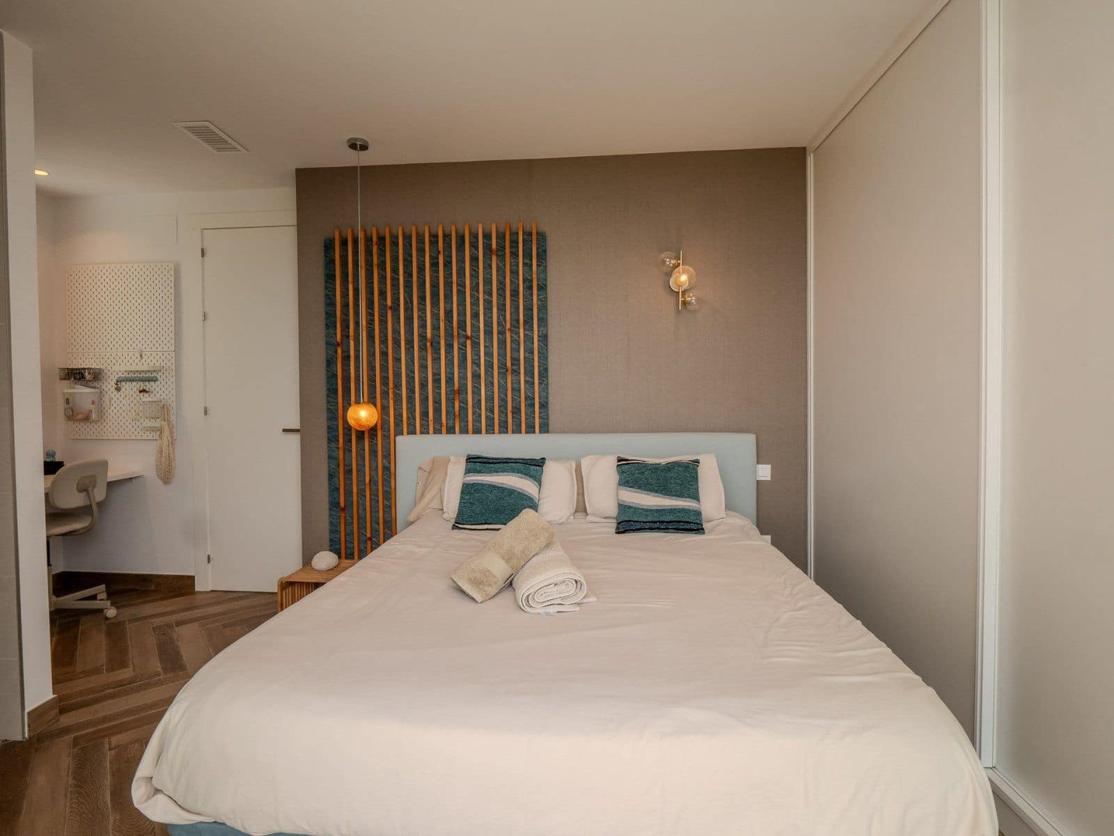 4 soverom Villa til salgs i Las Colinas Golf med svømmebasseng garasje - € 2 880 000 (Ref: 9463975)