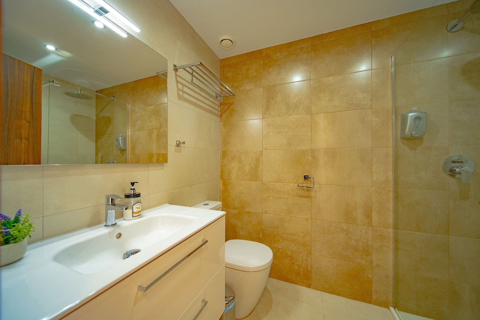 3 slaapkamer Penthouse te koop in Villamartin met zwembad garage - € 360.000 (Ref: 9463978)