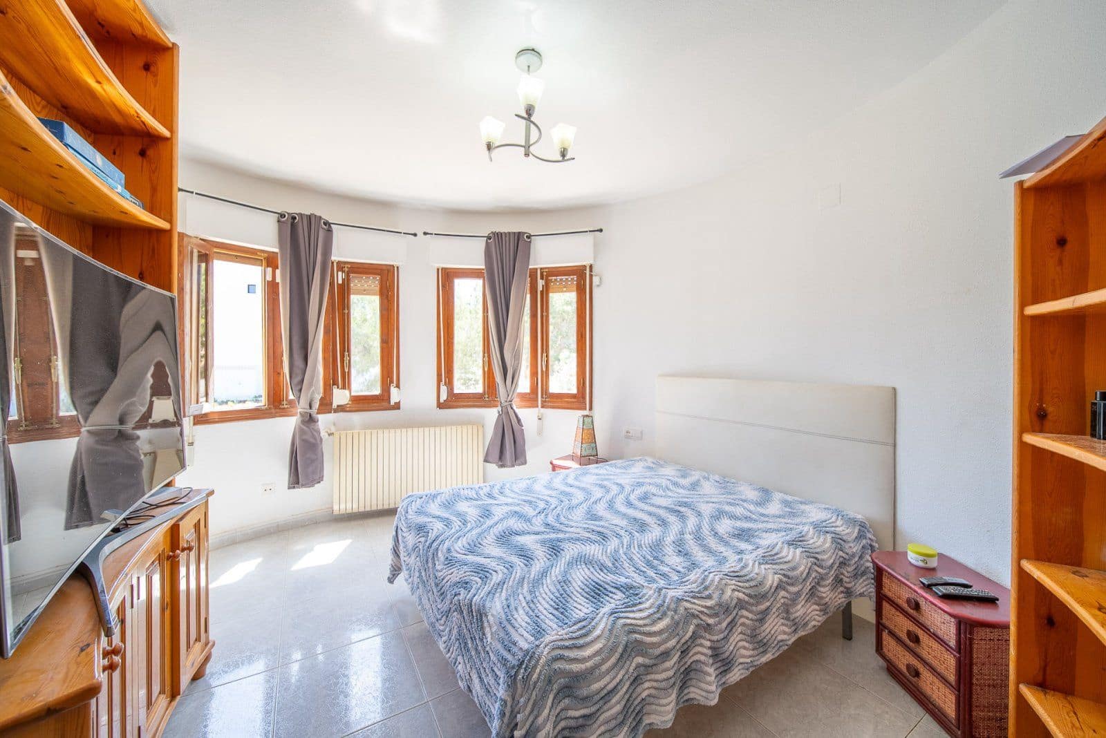 6 sypialnia Willa na sprzedaż w Filipinas z basenem garażem - 450 000 € (Ref: 9463979)