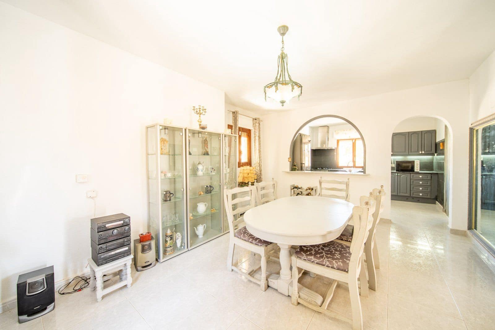 6 sypialnia Willa na sprzedaż w Filipinas z basenem garażem - 450 000 € (Ref: 9463979)