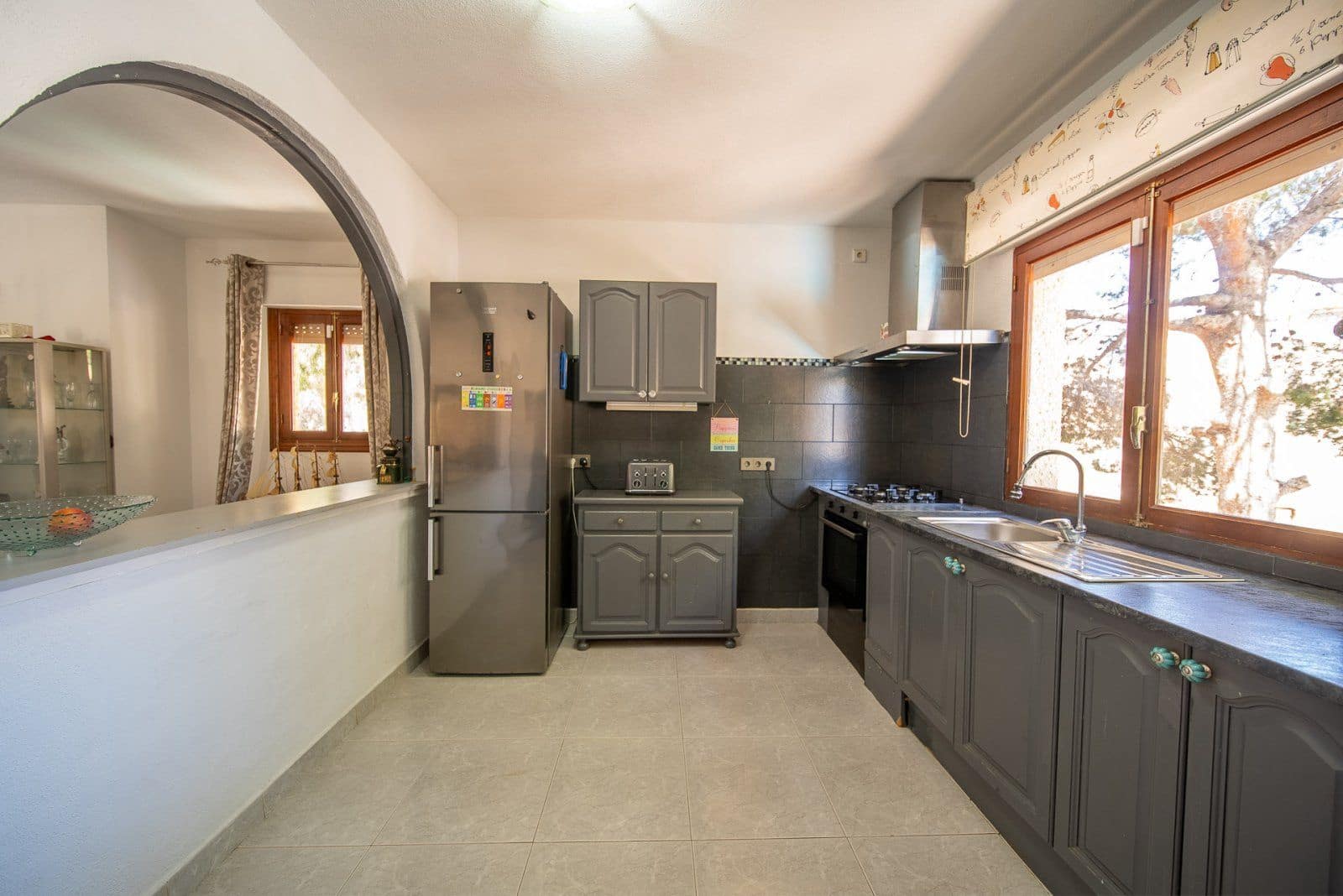 6 sypialnia Willa na sprzedaż w Filipinas z basenem garażem - 450 000 € (Ref: 9463979)