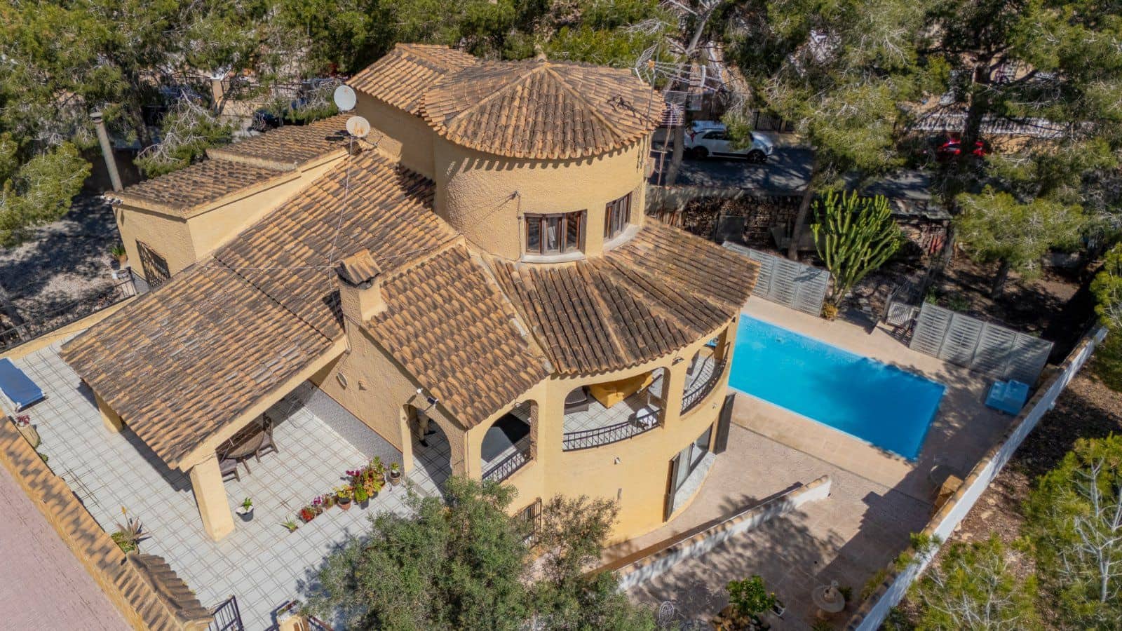 6 sypialnia Willa na sprzedaż w Filipinas z basenem garażem - 450 000 € (Ref: 9463979)