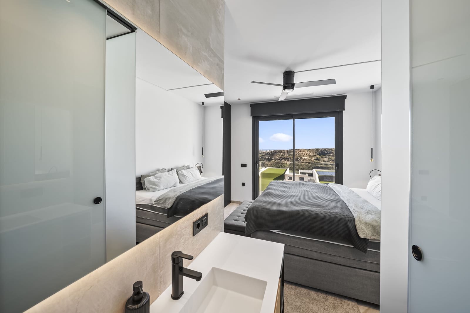 4 quarto Moradia para venda em Ciudad Quesada com piscina garagem - 749 000 € (Ref: 9463981)