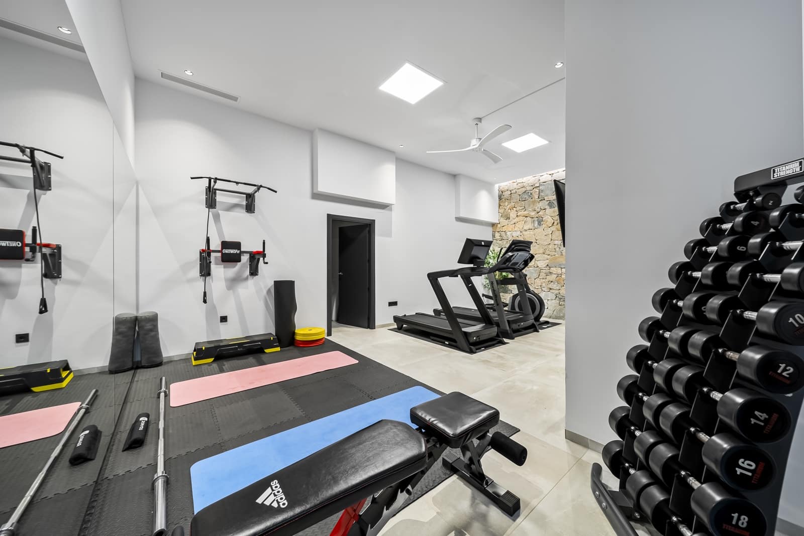 4 quarto Moradia para venda em Ciudad Quesada com piscina garagem - 749 000 € (Ref: 9463981)