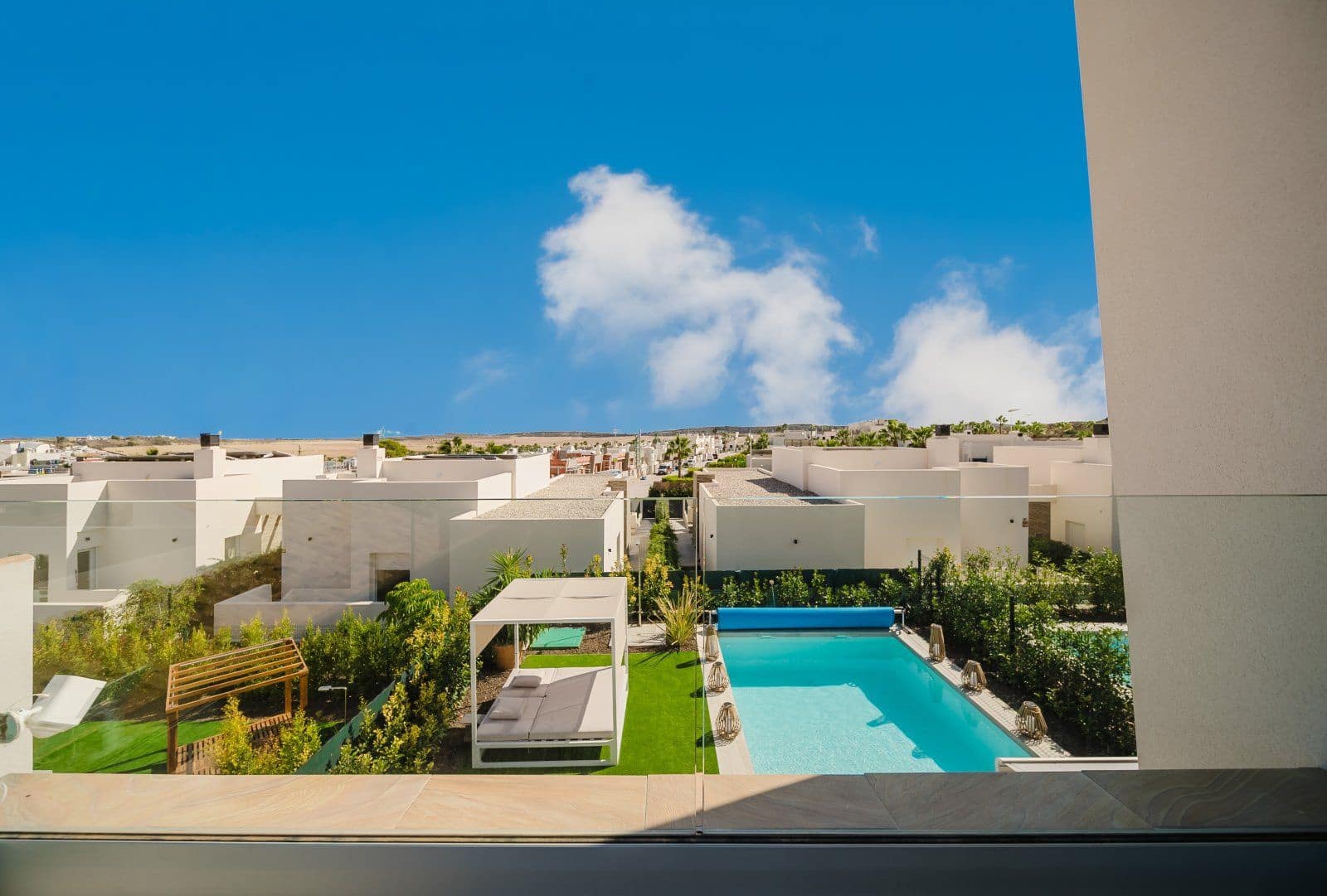 Chalet de 3 habitaciones en Algorfa en venta con piscina garaje - 525.000 € (Ref: 9463982)