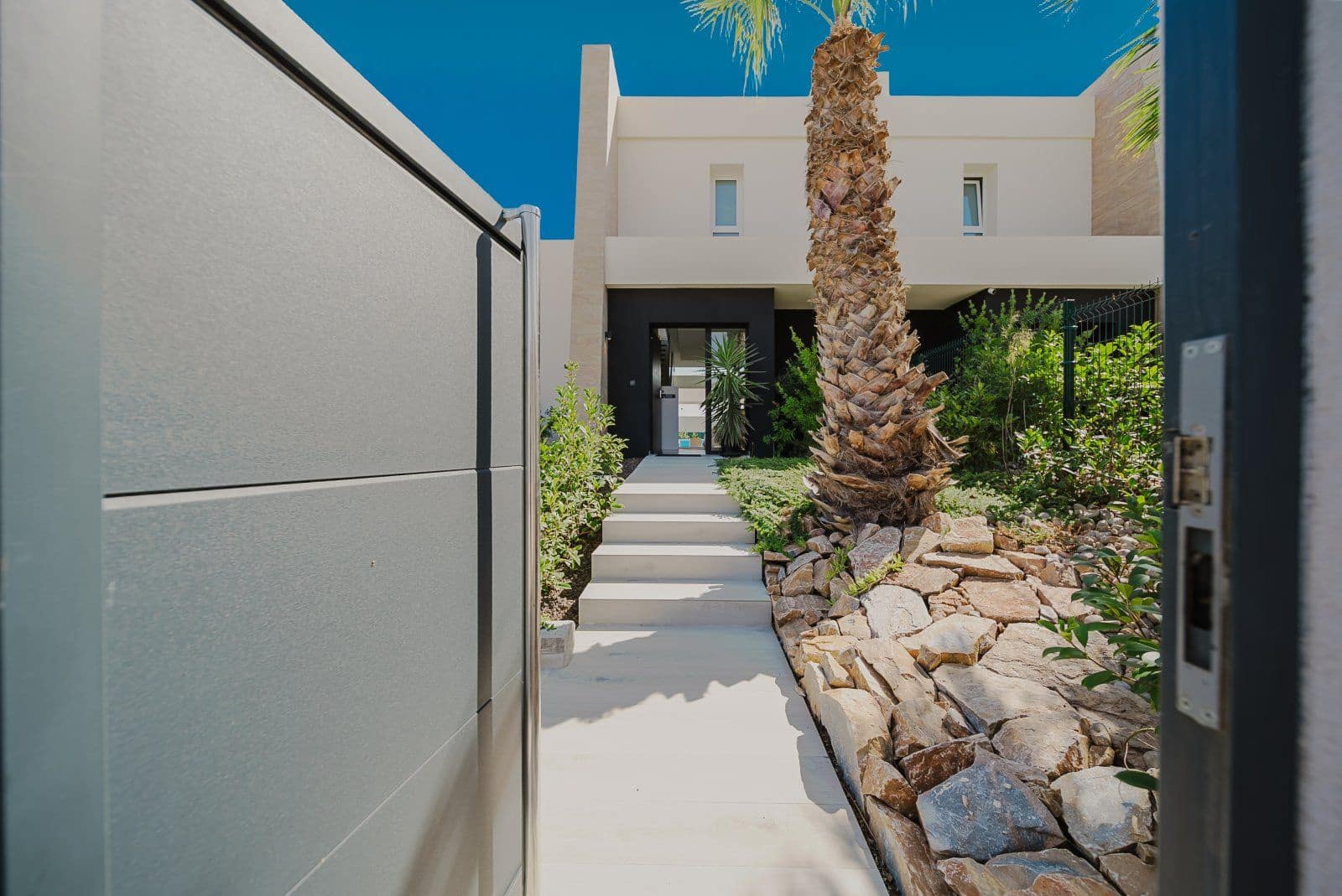 Chalet de 3 habitaciones en Algorfa en venta con piscina garaje - 525.000 € (Ref: 9463982)