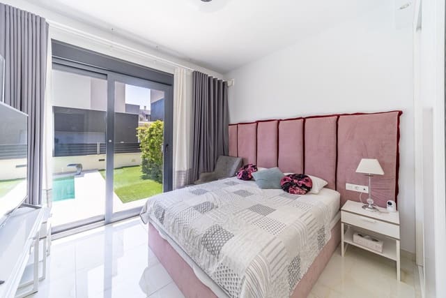 4 sovrum Villa till salu i Lomas de Cabo Roig - Los Dolses, Orihuela med pool garage - 759 000 € (Ref: 9463983)