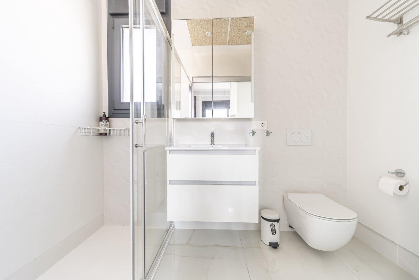 4 sypialnia Willa na sprzedaż w Orihuela Costa z basenem garażem - 759 000 € (Ref: 9463983)