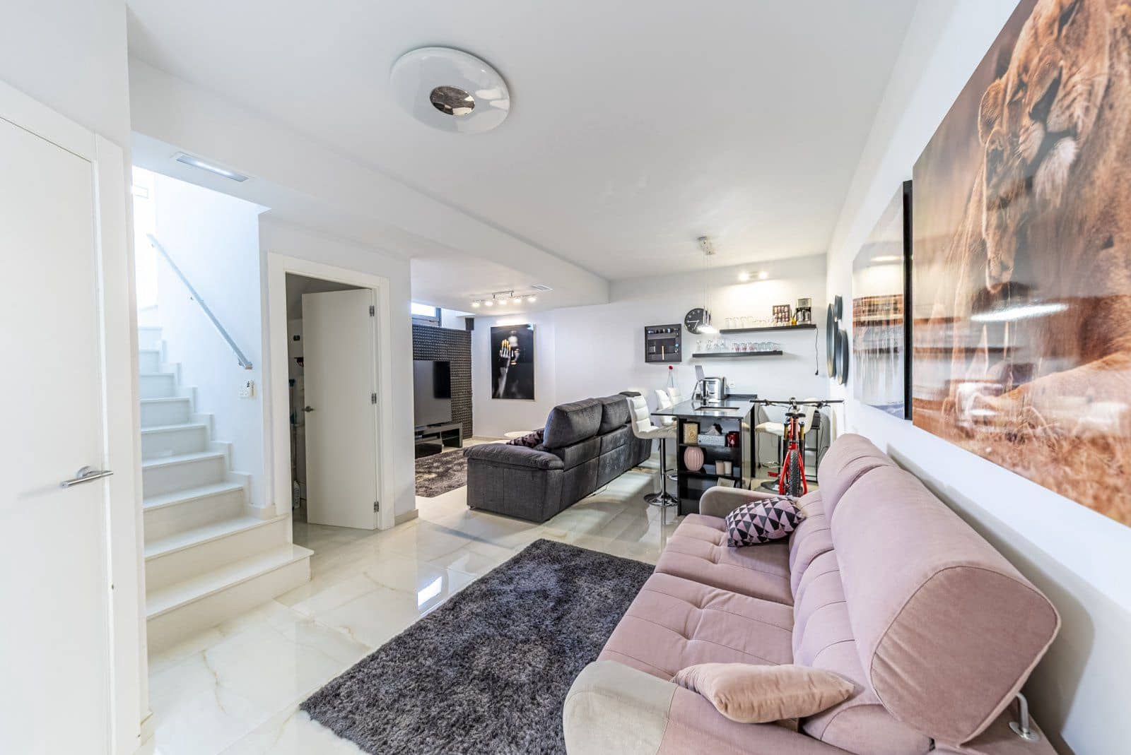 4 sypialnia Willa na sprzedaż w Orihuela Costa z basenem garażem - 759 000 € (Ref: 9463983)