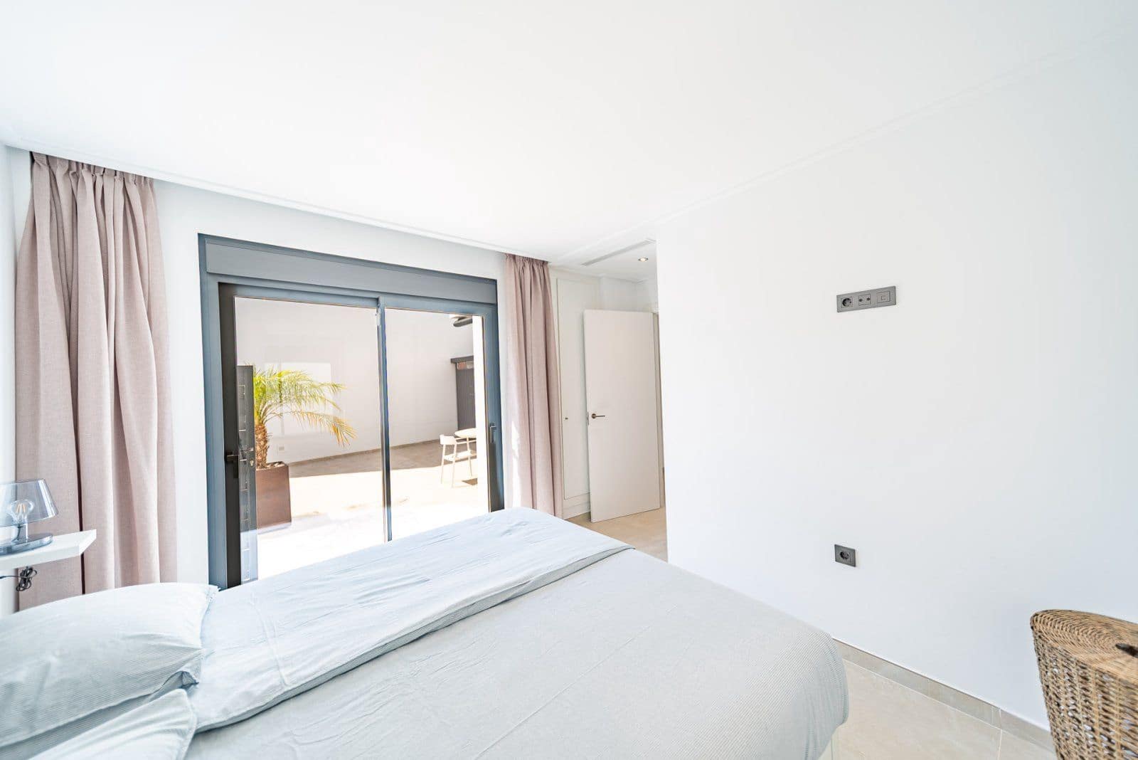 3 soverom Villa til salgs i Ciudad Quesada med svømmebasseng garasje - € 540 000 (Ref: 9463985)