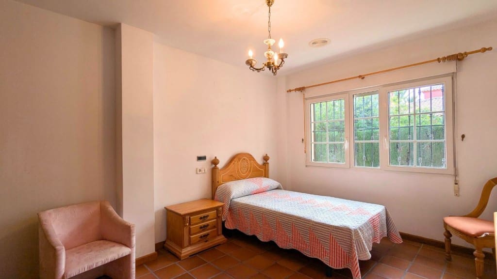 4 sypialnia Willa na sprzedaż w Pilar de la Horadada z basenem garażem - 690 000 € (Ref: 9463996)