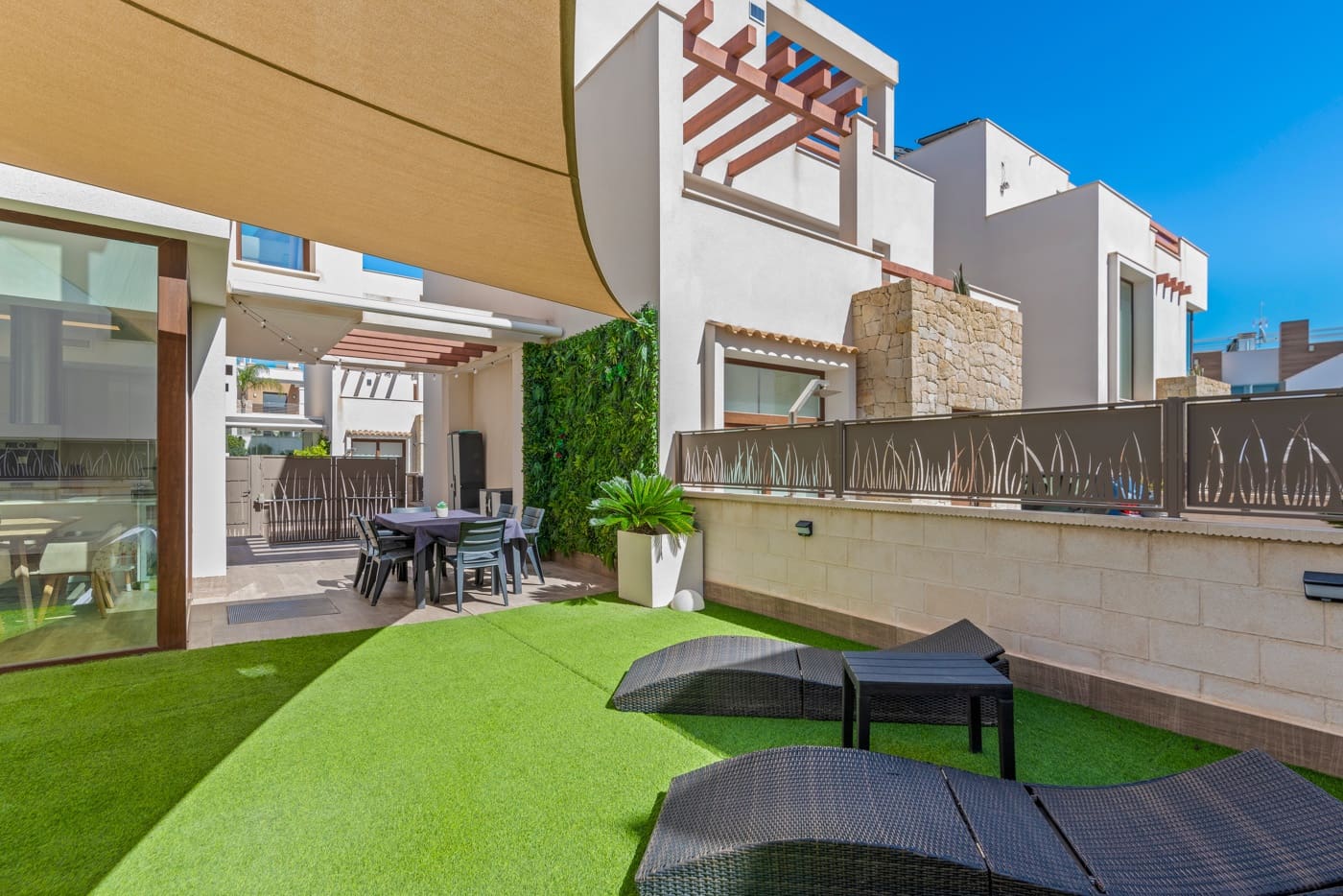 3 soverom Villa til salgs i Ciudad Quesada med svømmebasseng - € 499 000 (Ref: 9464009)