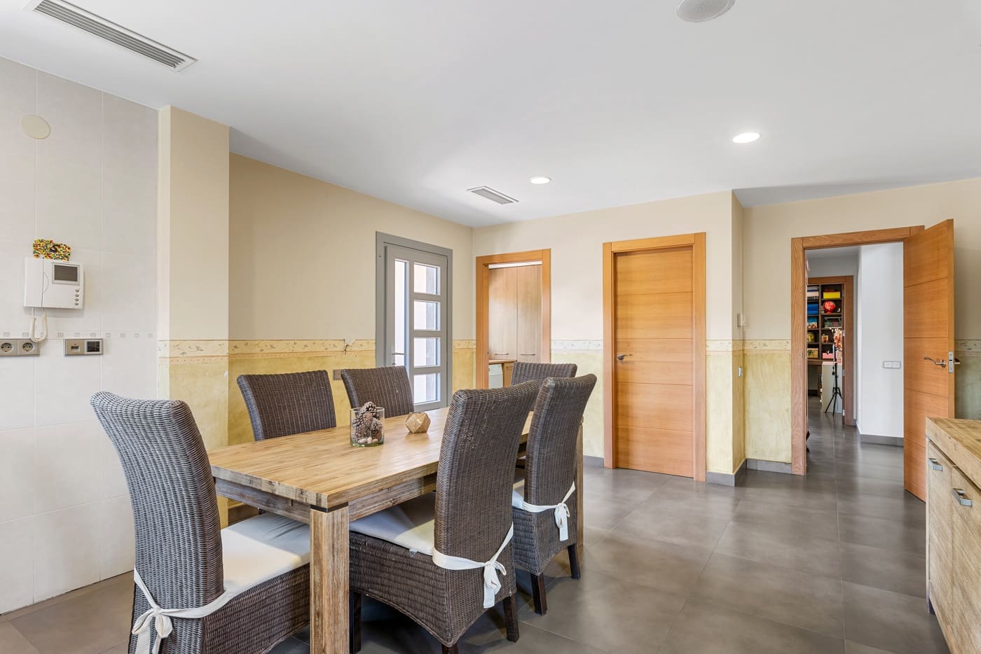 5 soverom Villa til salgs i Elche / Elx med garasje - € 930 000 (Ref: 9464013)