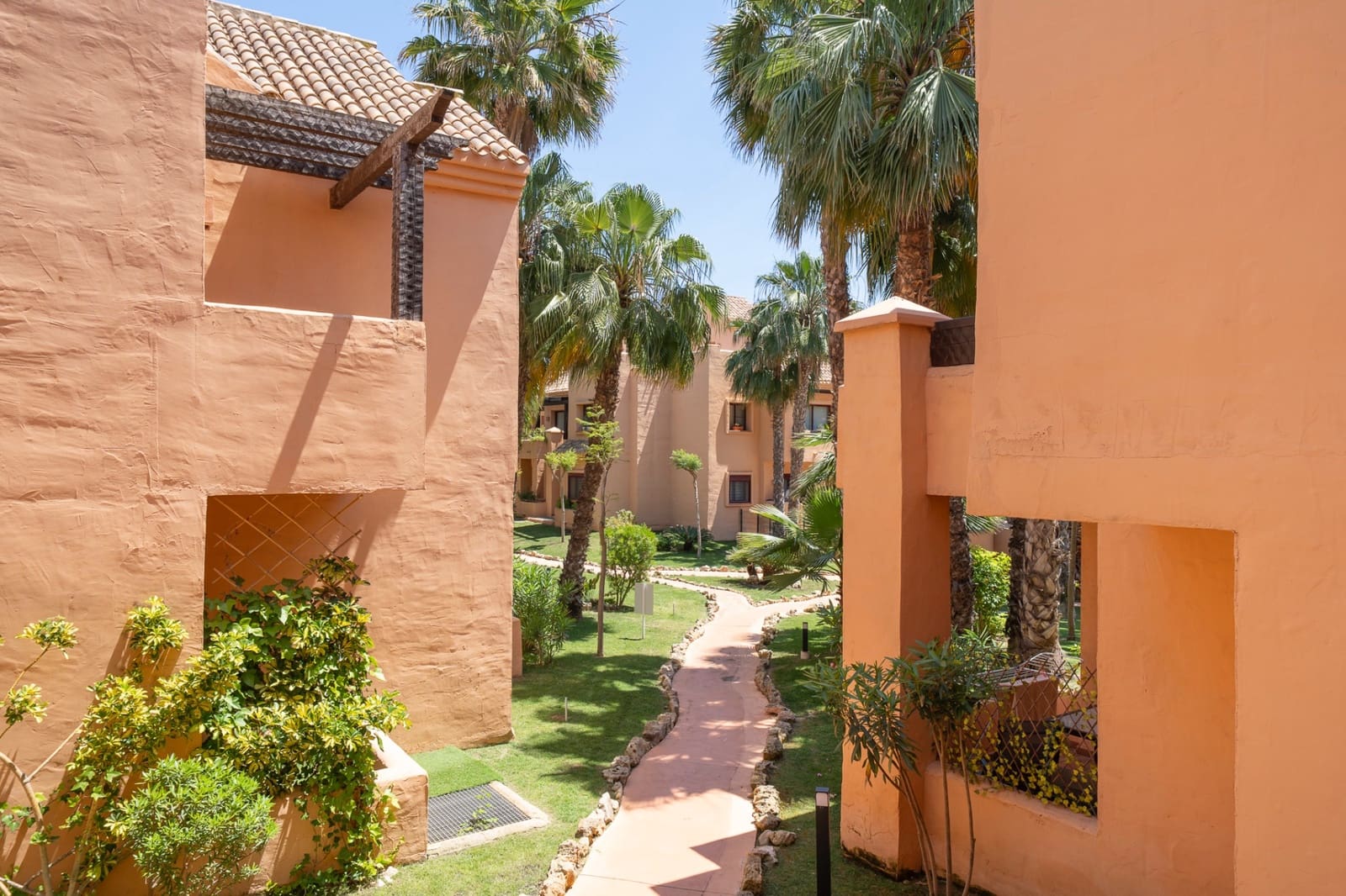 3 Zimmer Apartment zu verkaufen in Los Alcazares mit Pool Garage - 290.000 € (Ref: 9464018)