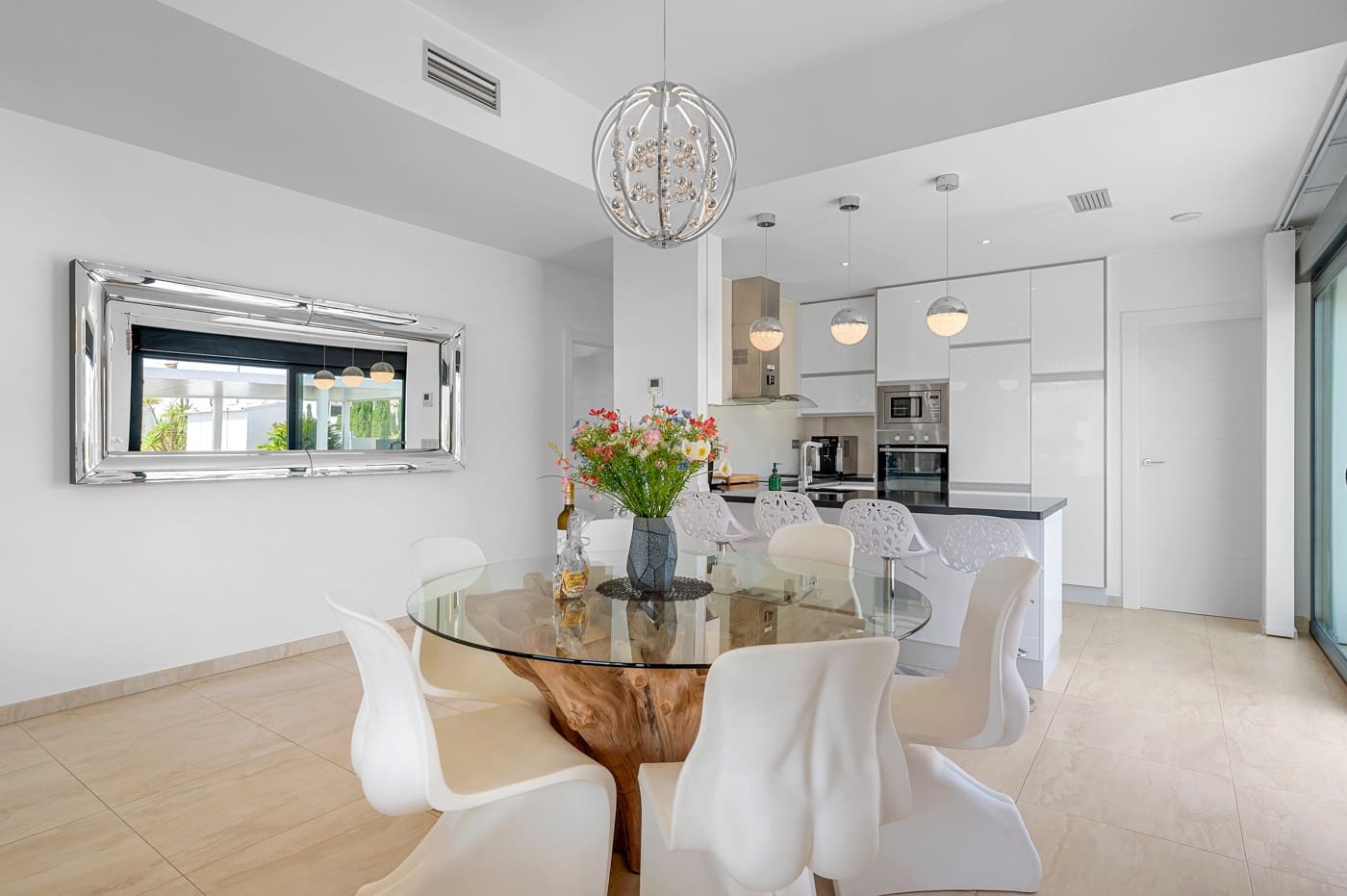 3 soverom Villa til salgs i Villamartin med svømmebasseng - € 759 000 (Ref: 9464020)