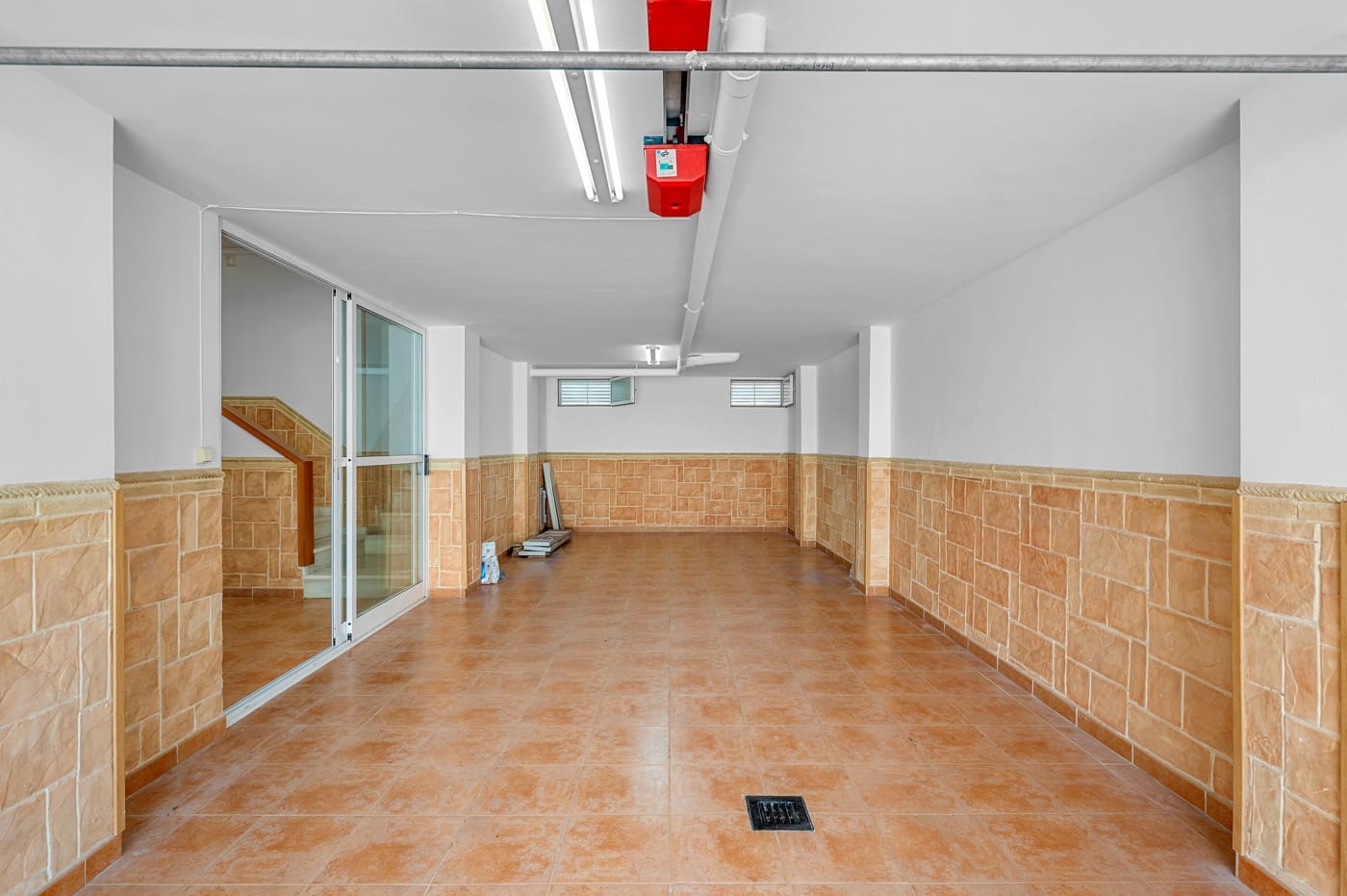 4 quarto Moradia para venda em Torrevieja com piscina garagem - 960 000 € (Ref: 9464021)