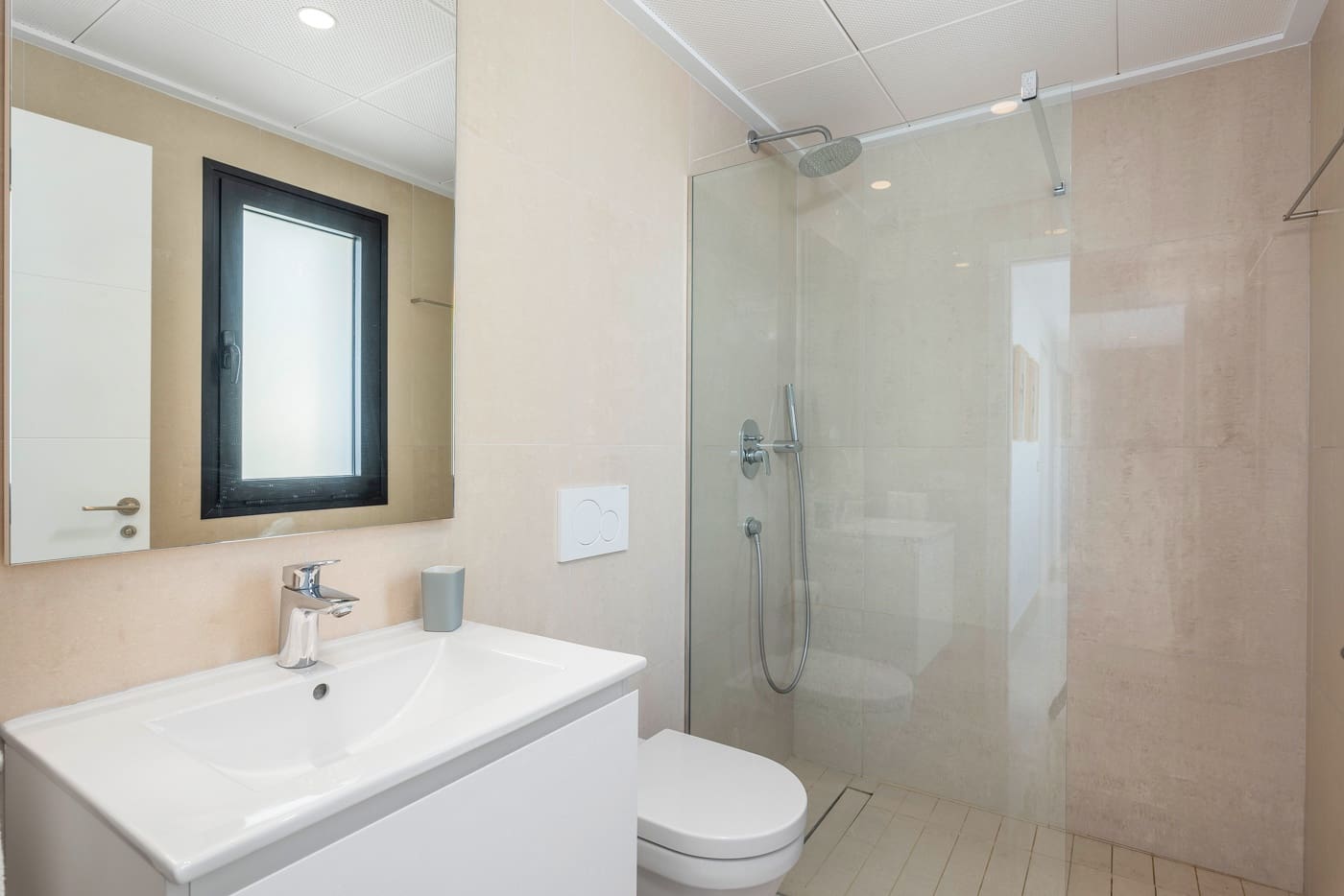 4 sypialnia Willa na sprzedaż w Ciudad Quesada z basenem - 640 000 € (Ref: 9464030)