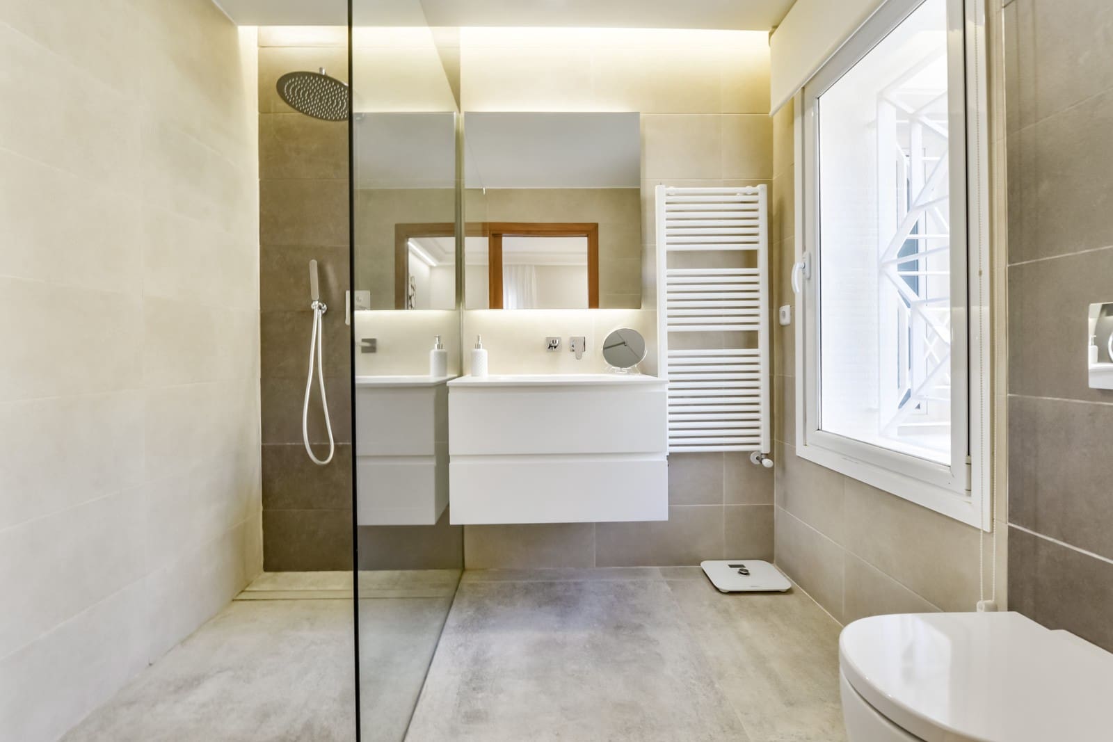 8 soverom Villa til salgs i Altea med svømmebasseng garasje - € 2 650 000 (Ref: 9464041)