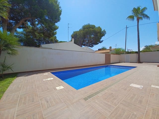 5 slaapkamer Villa te koop in Cabo Roig, Orihuela met zwembad - € 910.000 (Ref: 9464061)