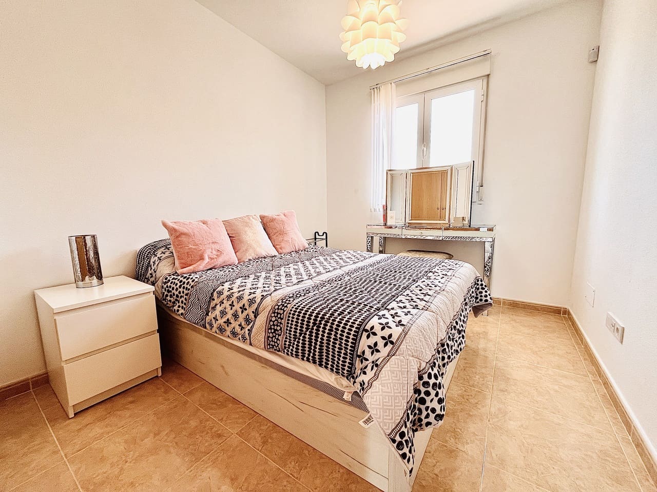 3 makuuhuone Omakotitalo myytävänä paikassa Cabo Roig mukana uima-altaan - 234 000 € (Ref: 9464076)