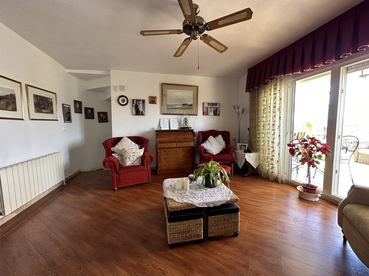 5 quarto Moradia para venda em Las Ramblas Golf com piscina garagem - 635 000 € (Ref: 9464083)