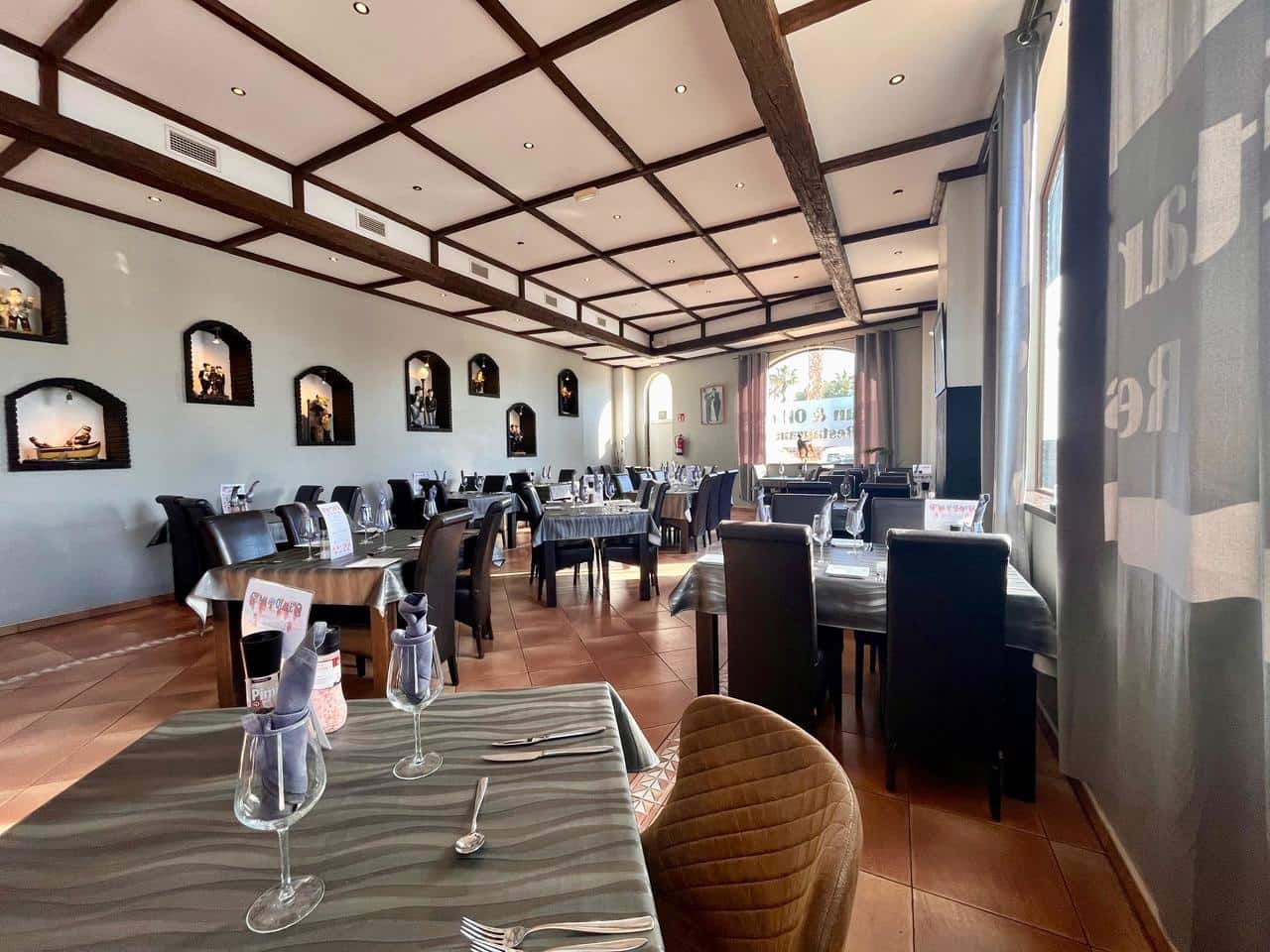 Comercial para venda em Guardamar del Segura - 850 000 € (Ref: 9464091)