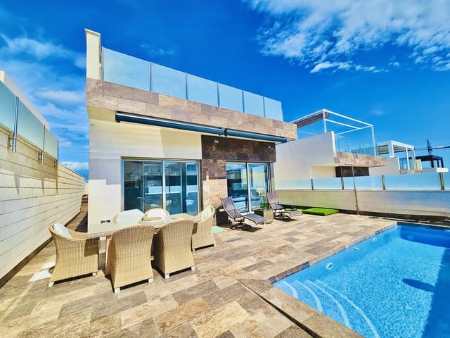 4 soverom Villa til salgs i Villamartin, Orihuela med svømmebasseng garasje - € 450 000 (Ref: 9464094)