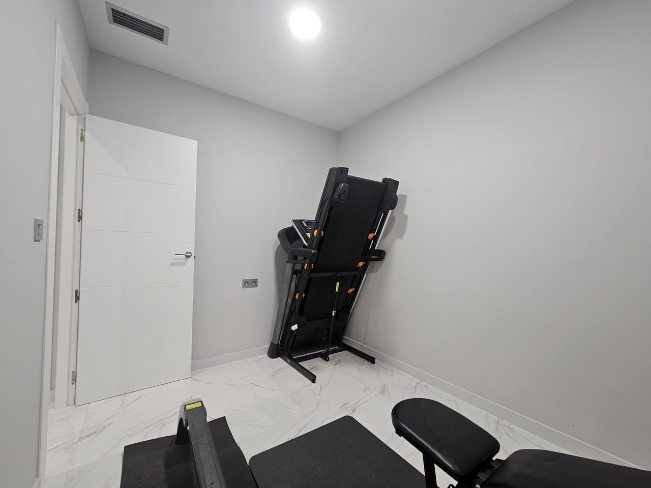 4 soverom Villa til salgs i Villamartin med svømmebasseng garasje - € 450 000 (Ref: 9464094)