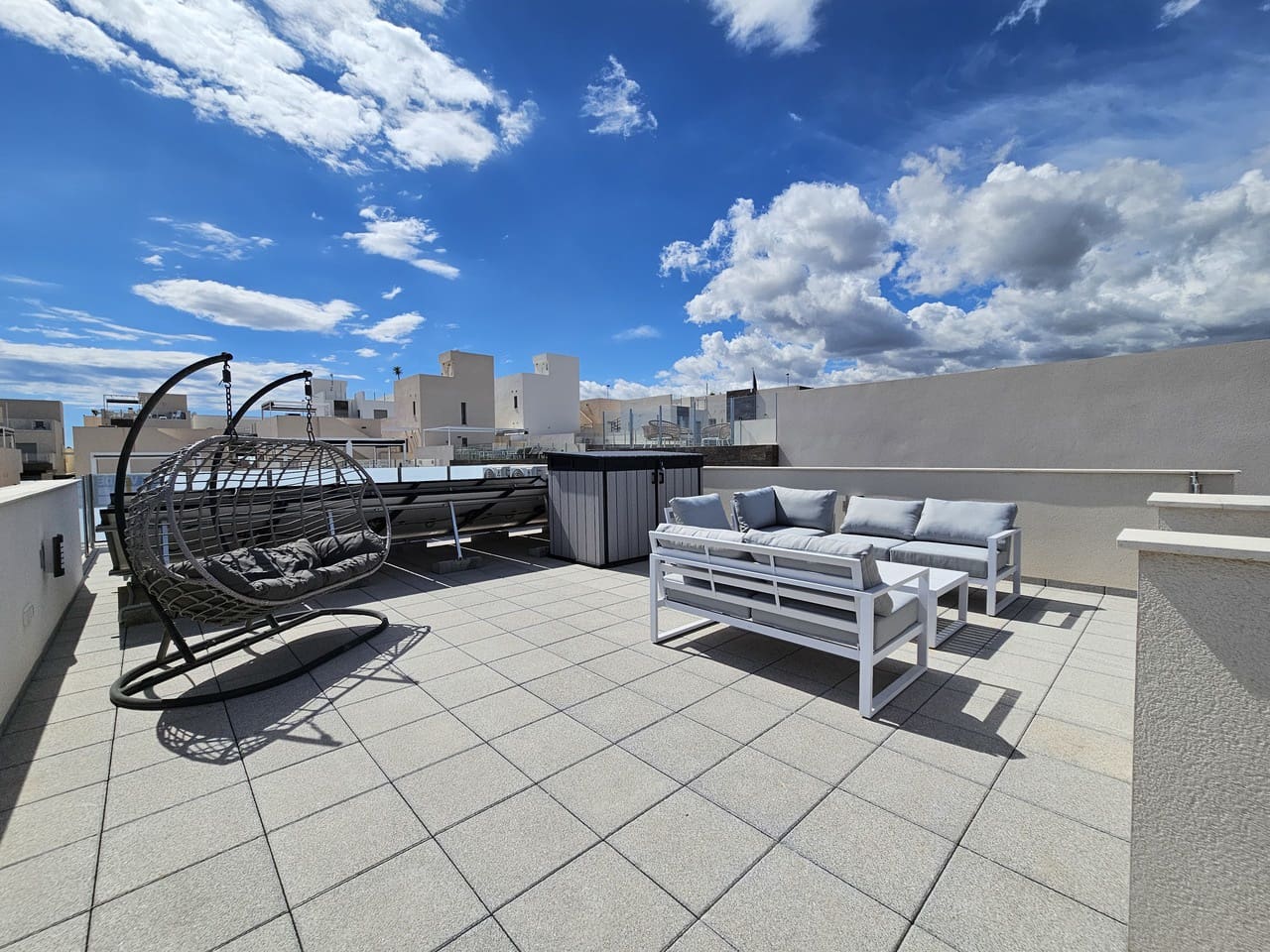 4 soverom Villa til salgs i Villamartin med svømmebasseng garasje - € 450 000 (Ref: 9464094)