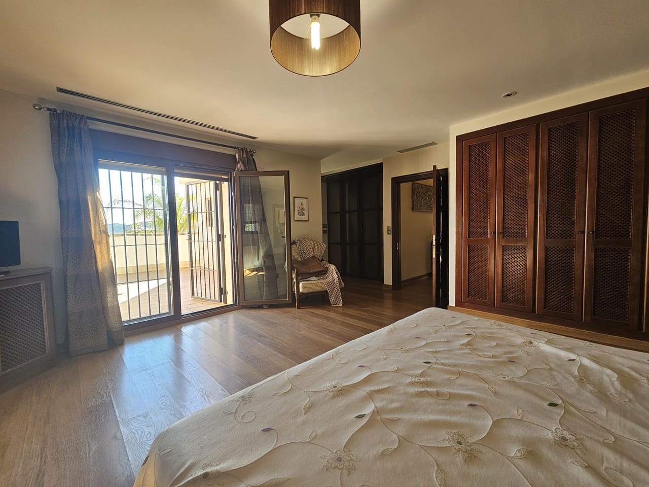 5 Zimmer Villa zu verkaufen in Atamaria mit Pool - 2.300.000 € (Ref: 9464097)