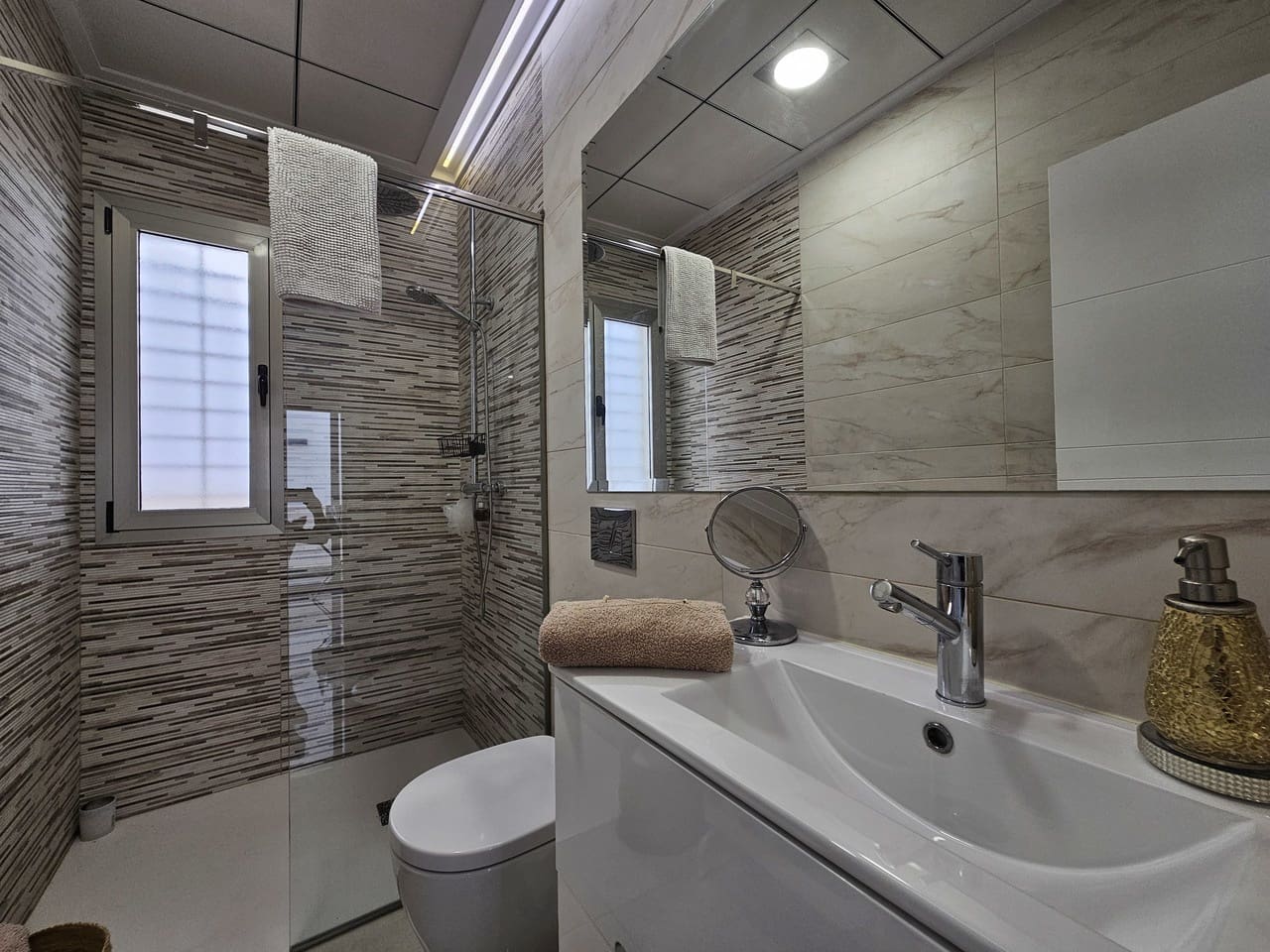 3 camera da letto Villa in vendita in Villamartin con piscina garage - 369.950 € (Rif: 9464099)