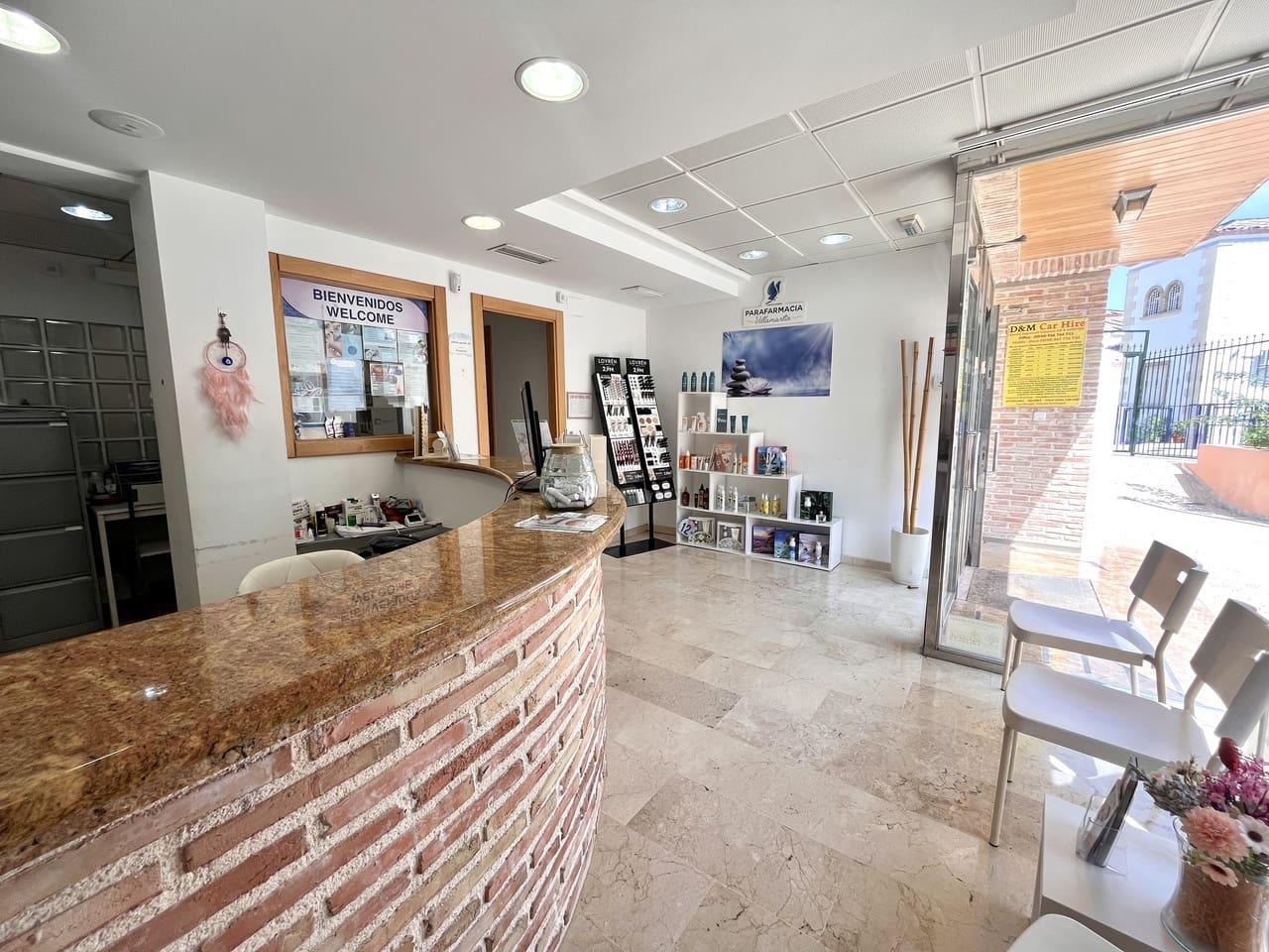 Comercial para venda em Villamartin - 45 000 € (Ref: 9464112)