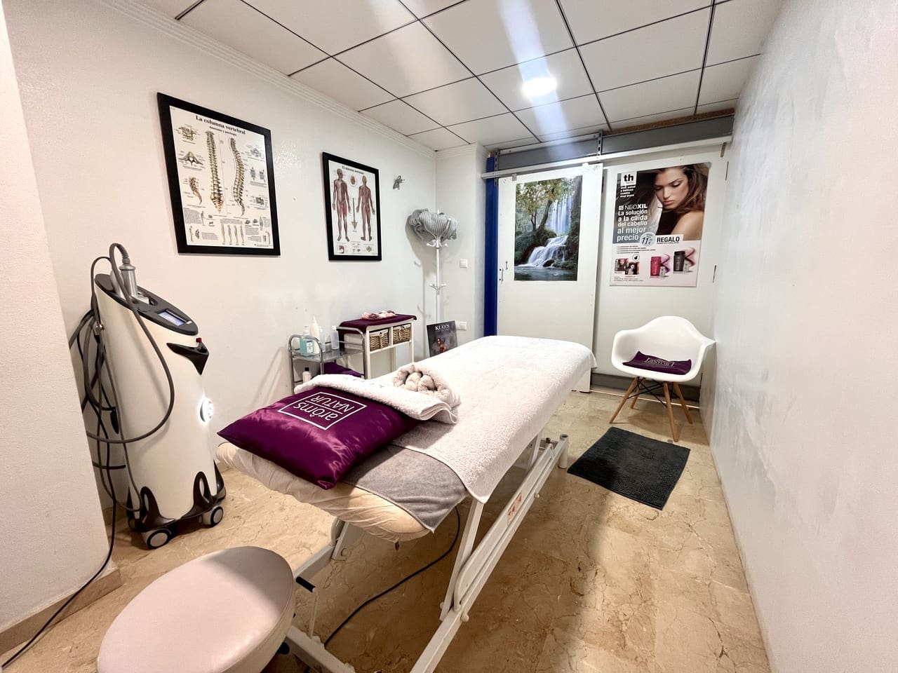 Comercial para venda em Villamartin - 45 000 € (Ref: 9464112)