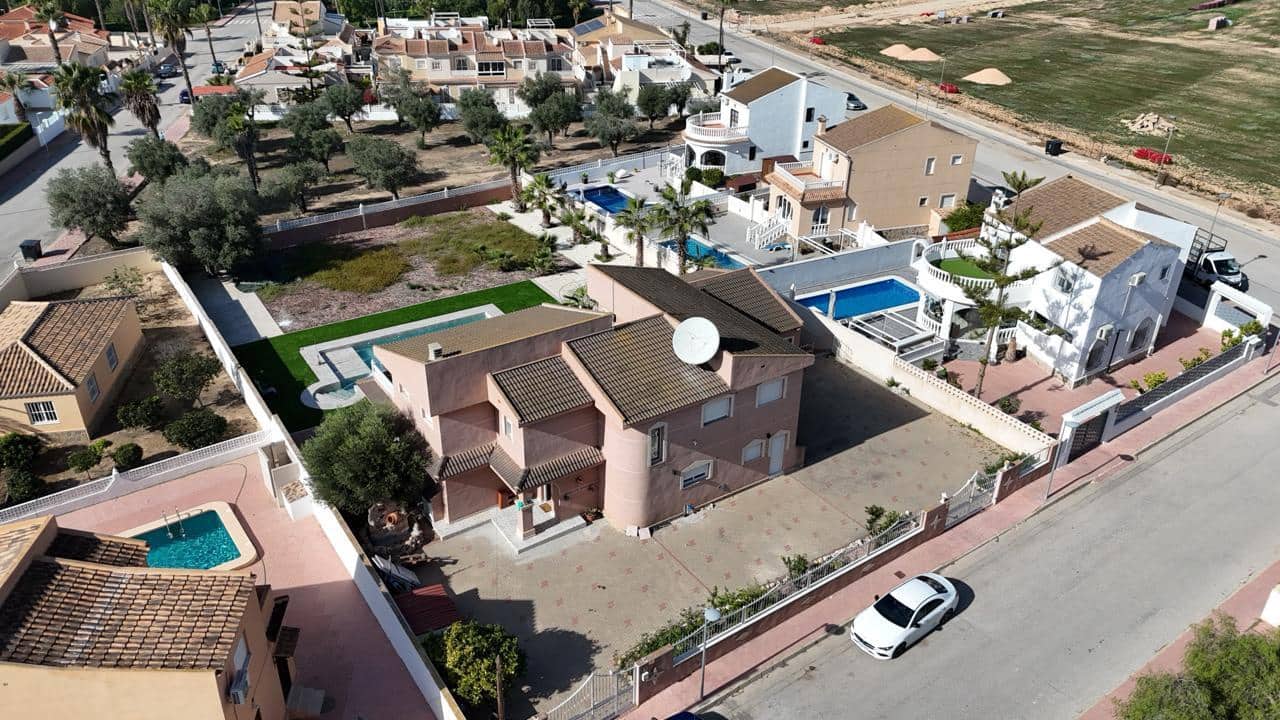 5 quarto Moradia para venda em Benijofar com piscina garagem - 650 000 € (Ref: 9464134)