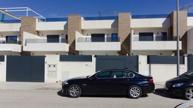 3 quarto Moradia para venda em Benijófar com piscina - 319 000 € (Ref: 9464138)