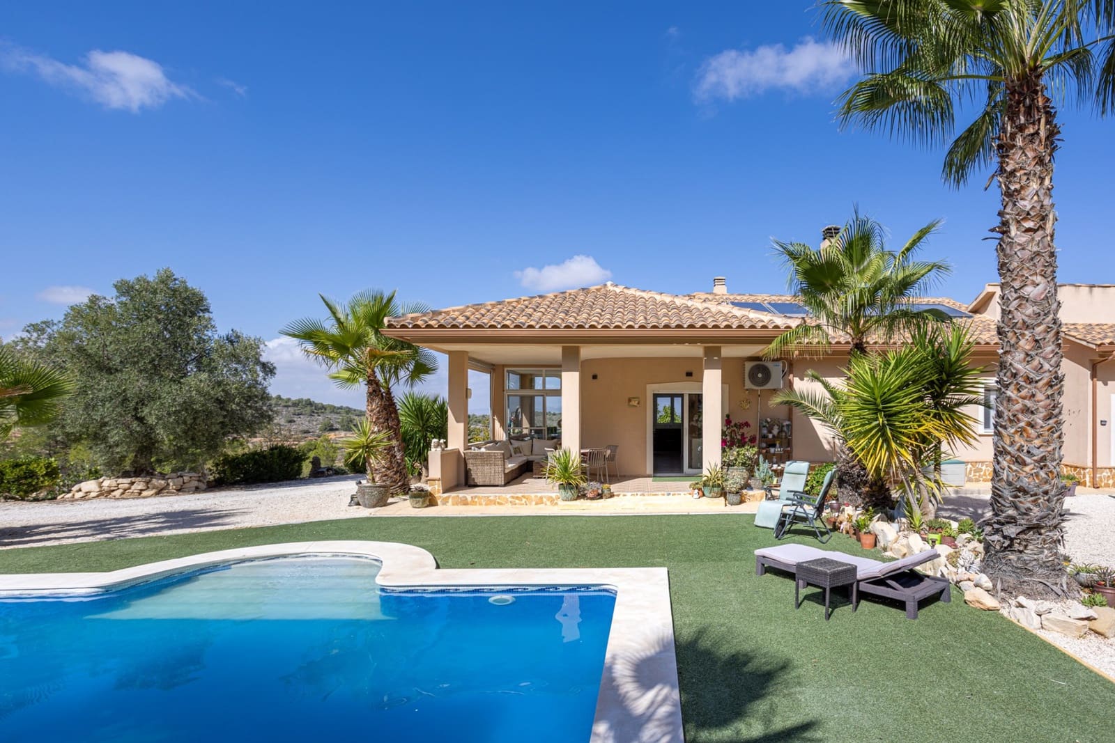 3 bedroom Villa for sale in La Zarza with pool garage - € 450,000 (Ref: 9464142)