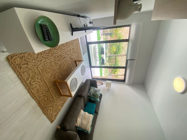 Apartamento de 2 habitaciones en Villamartin, Orihuela en venta con piscina garaje - 250.000 € (Ref: 9464147)