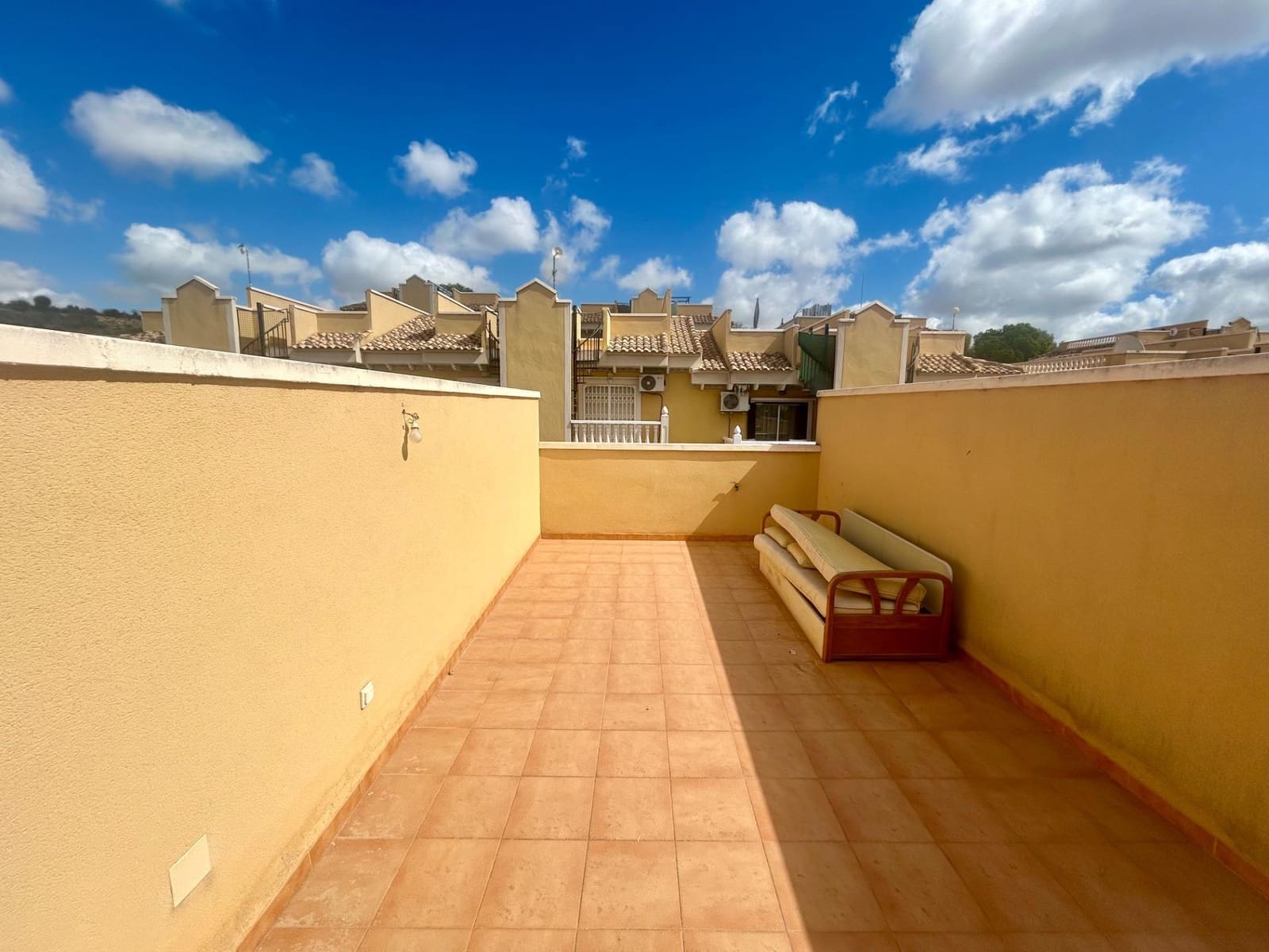 Casa de 2 habitaciones en Algorfa en venta con piscina garaje - 155.000 € (Ref: 9464165)